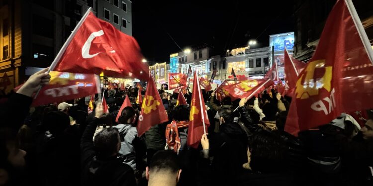 Solidarität mit der Kommunistischen Partei der Türkei