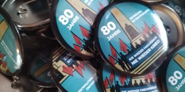 Button: 80 Jahre Befreiung KZ Mauthausen