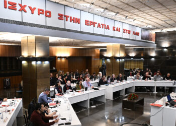 Der imperialistische Krieg und die sozialistische Revolution als Antwort