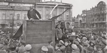 Von Ufa bis Brüssel: Gegen die Kriminalisierung von Kommunistinnen und Kommunisten!