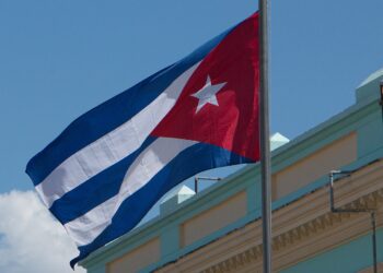 Solidarität heißt Klassenkampf! Die Kubanische Revolution verteidigen!