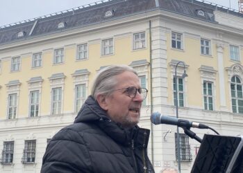 ¡Viva Cuba socialista!