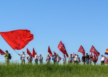 Otto Bruckner übernimmt Parteivorsitz, Parteivorstand wählt drei neue Stellvertreter