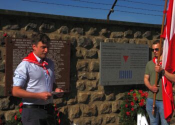 „Wir ehren das Andenken an diese Helden aus den Reihen der österreichischen Arbeiterklasse und des österreichischen Volkes“